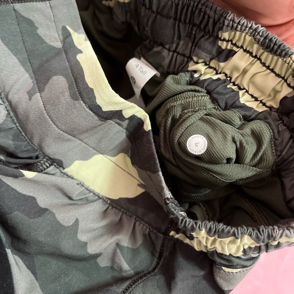 Lululemon shorts - Picture 3 of 6